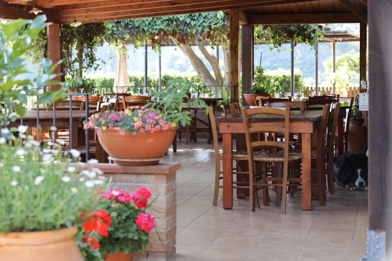 Agriturismo San Cataldo Motta Camastra Buitenkant foto
